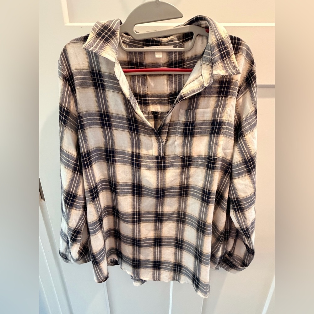 Fun2Fun Plaid Popover Blouse Large Navy Cream Lightweight Casual Top